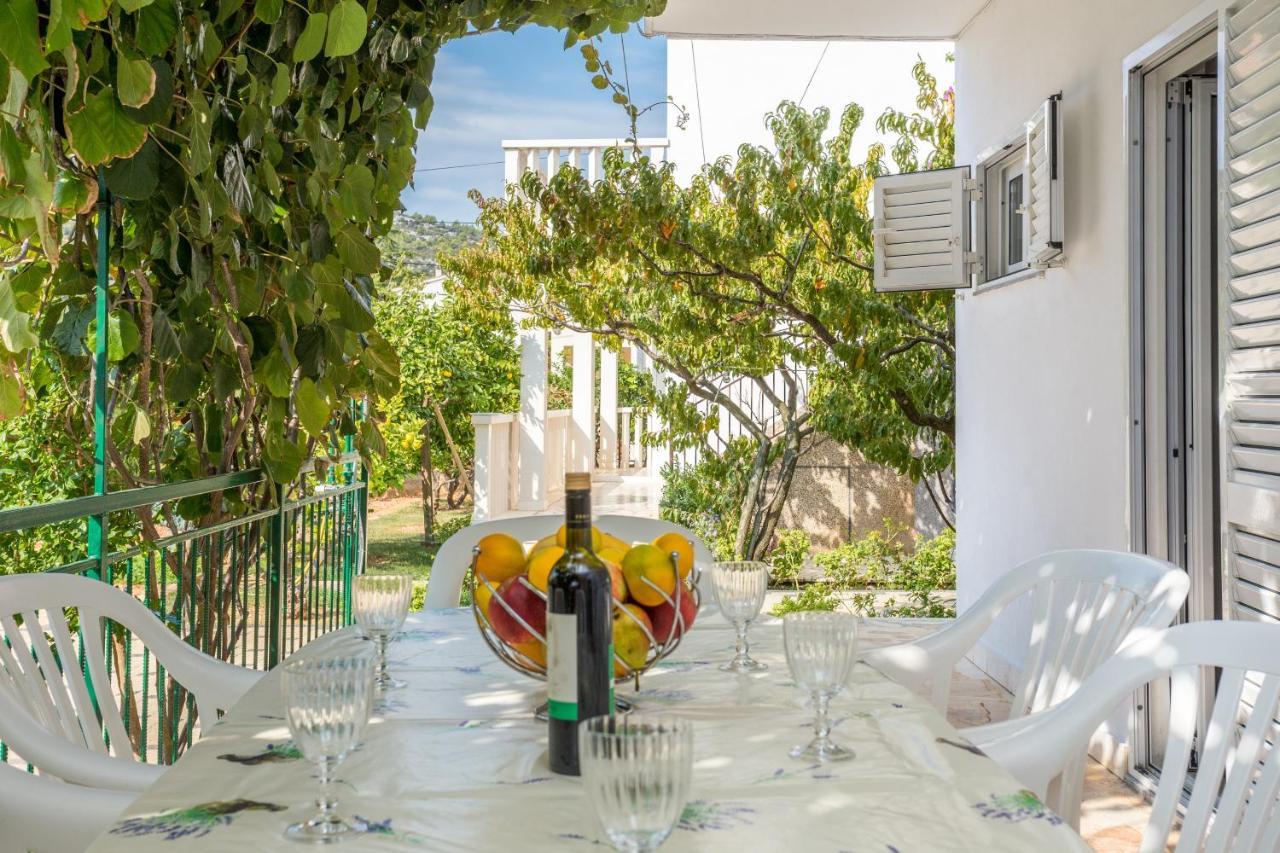Seaside Holiday House Poljica, Trogir - 5161 Marina Exteriér fotografie